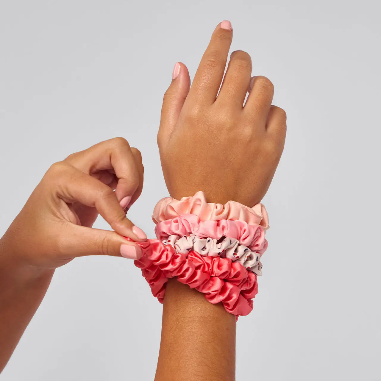 Kitsch Cherry Scrunchies